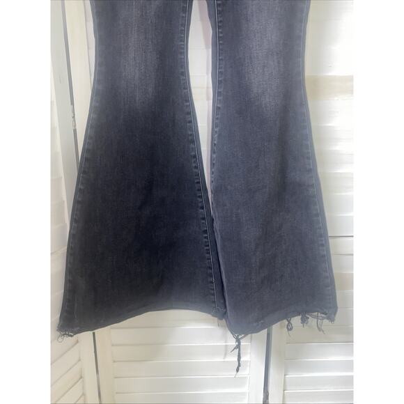 Judy Blue Jeans Womens Sz 7 28” Black Super Flare Frayed Festival 60s Hippie - Picture 3 of 11
